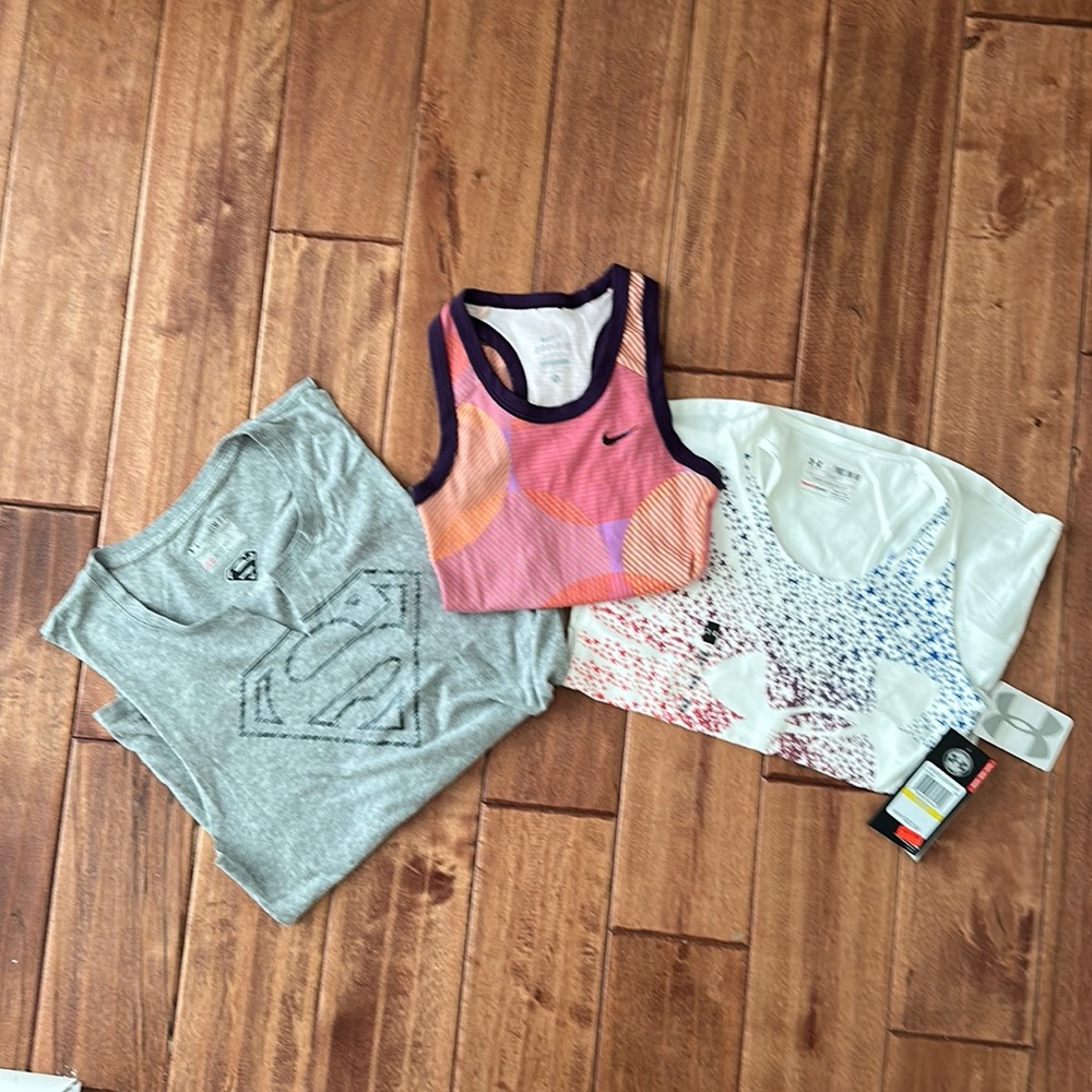 Set of 2 size S & NWT Youth M- UA & Nike tops
